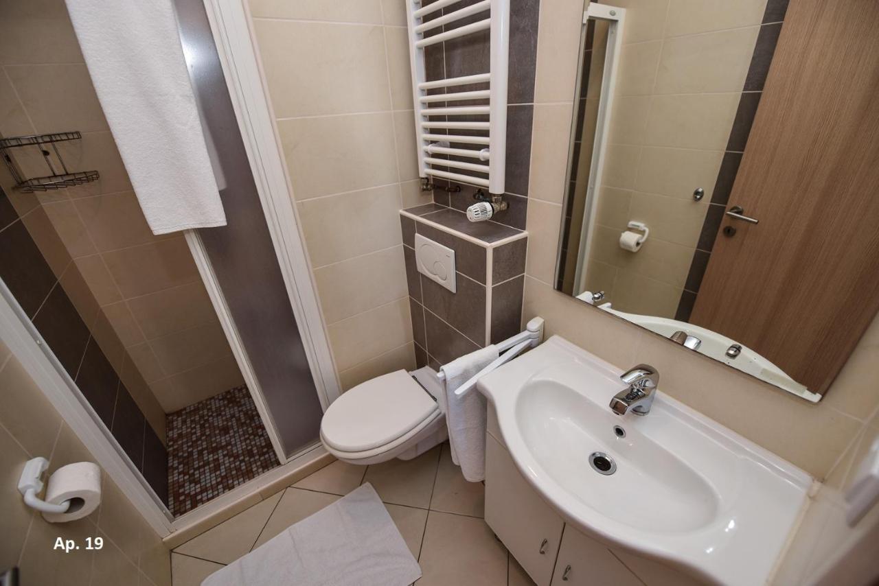 Apartments Bella Sky Novalja Ngoại thất bức ảnh
