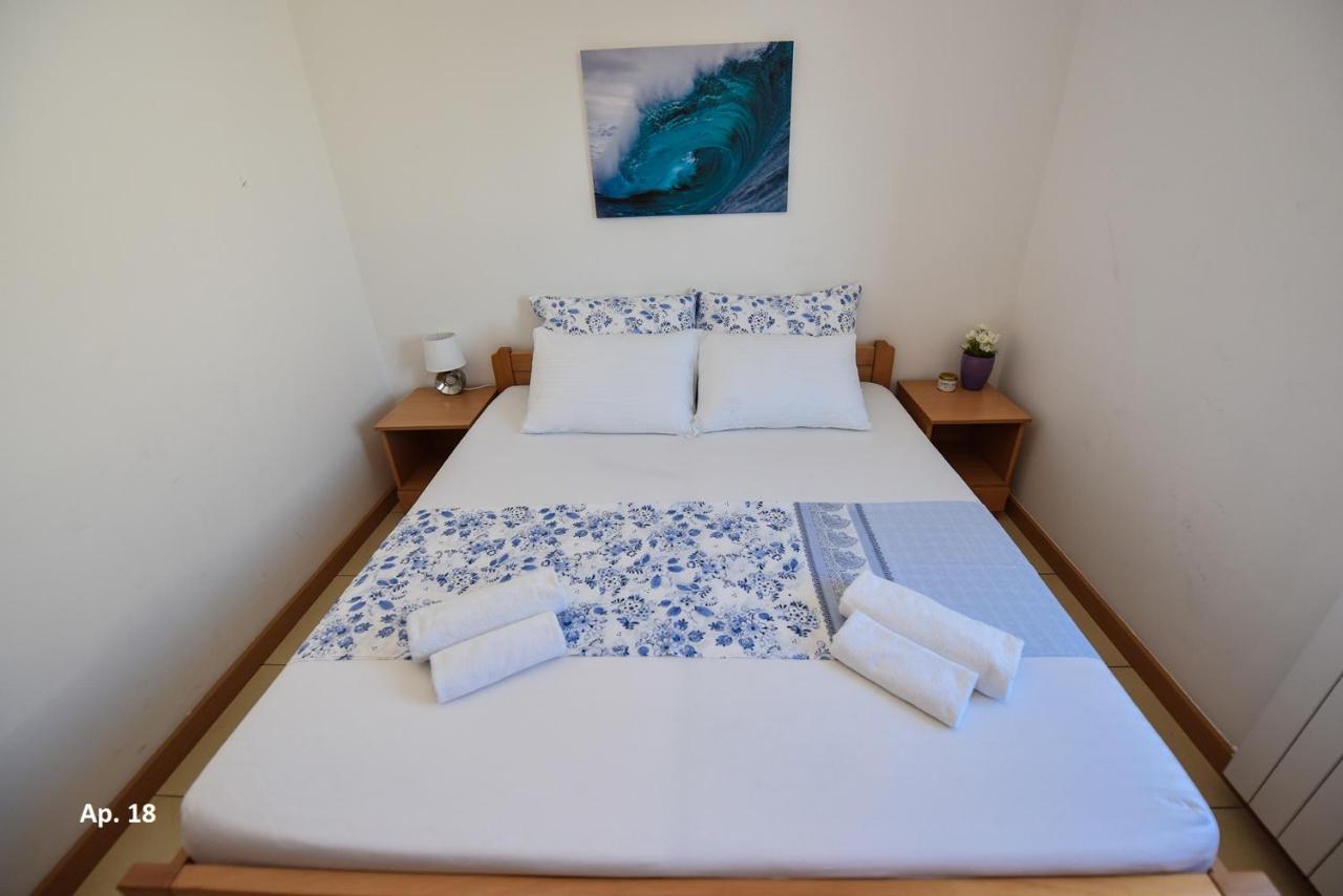 Apartments Bella Sky Novalja Ngoại thất bức ảnh