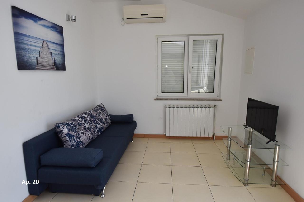 Apartments Bella Sky Novalja Ngoại thất bức ảnh