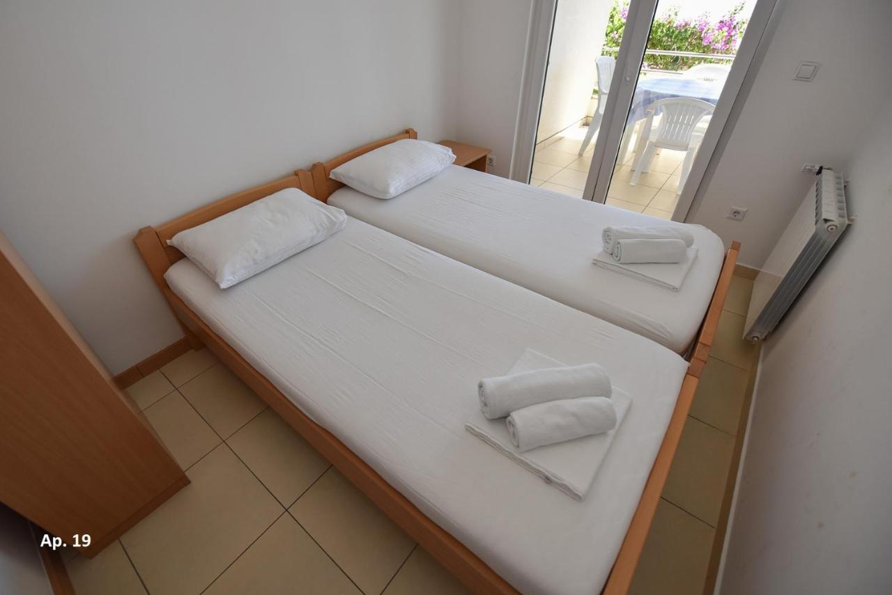 Apartments Bella Sky Novalja Ngoại thất bức ảnh