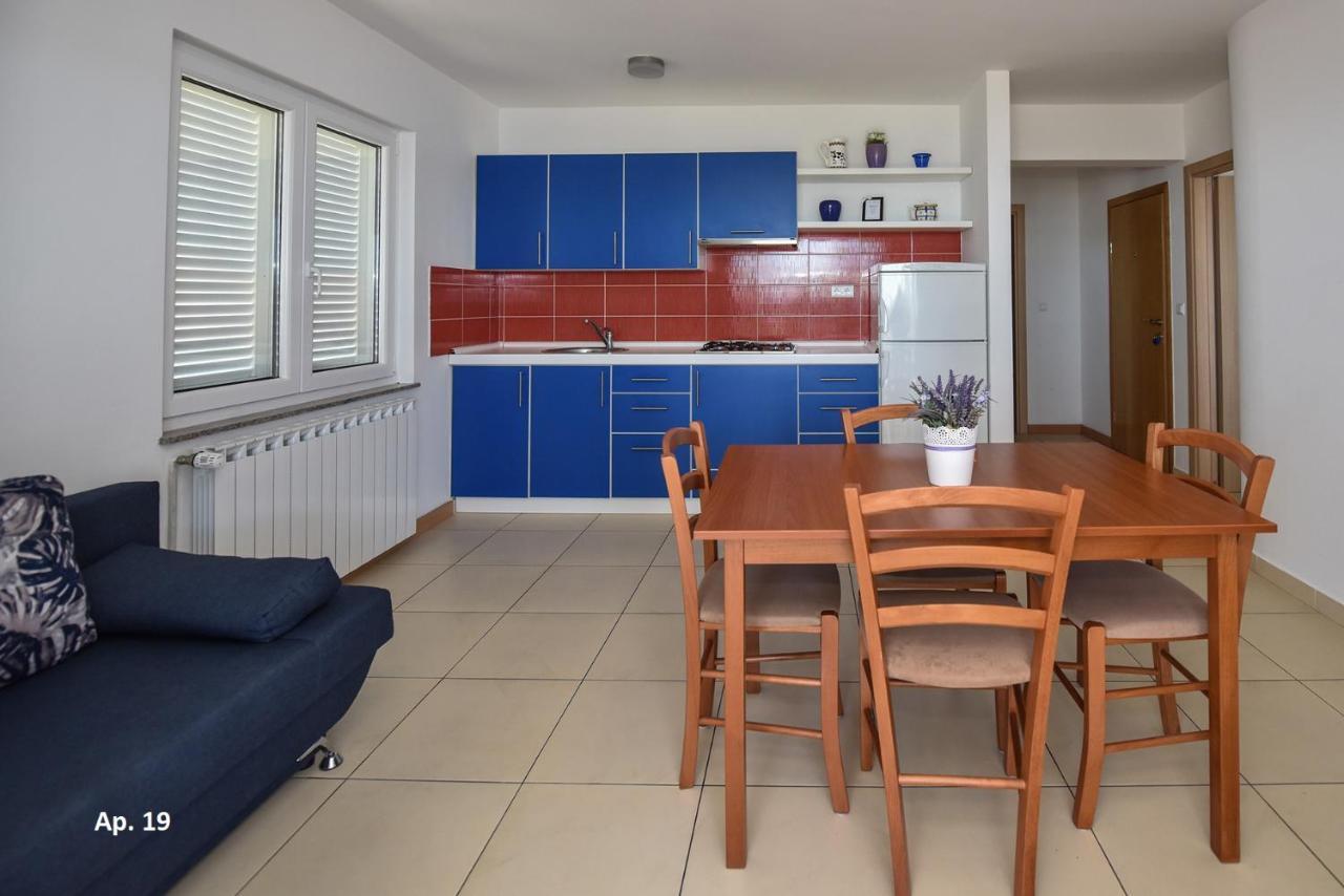 Apartments Bella Sky Novalja Ngoại thất bức ảnh