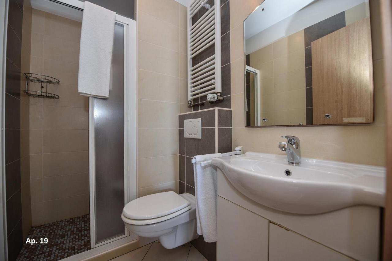 Apartments Bella Sky Novalja Ngoại thất bức ảnh