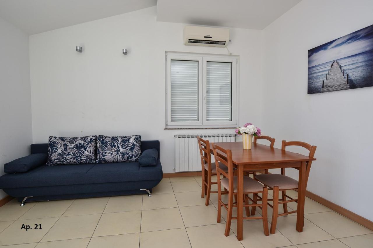 Apartments Bella Sky Novalja Ngoại thất bức ảnh