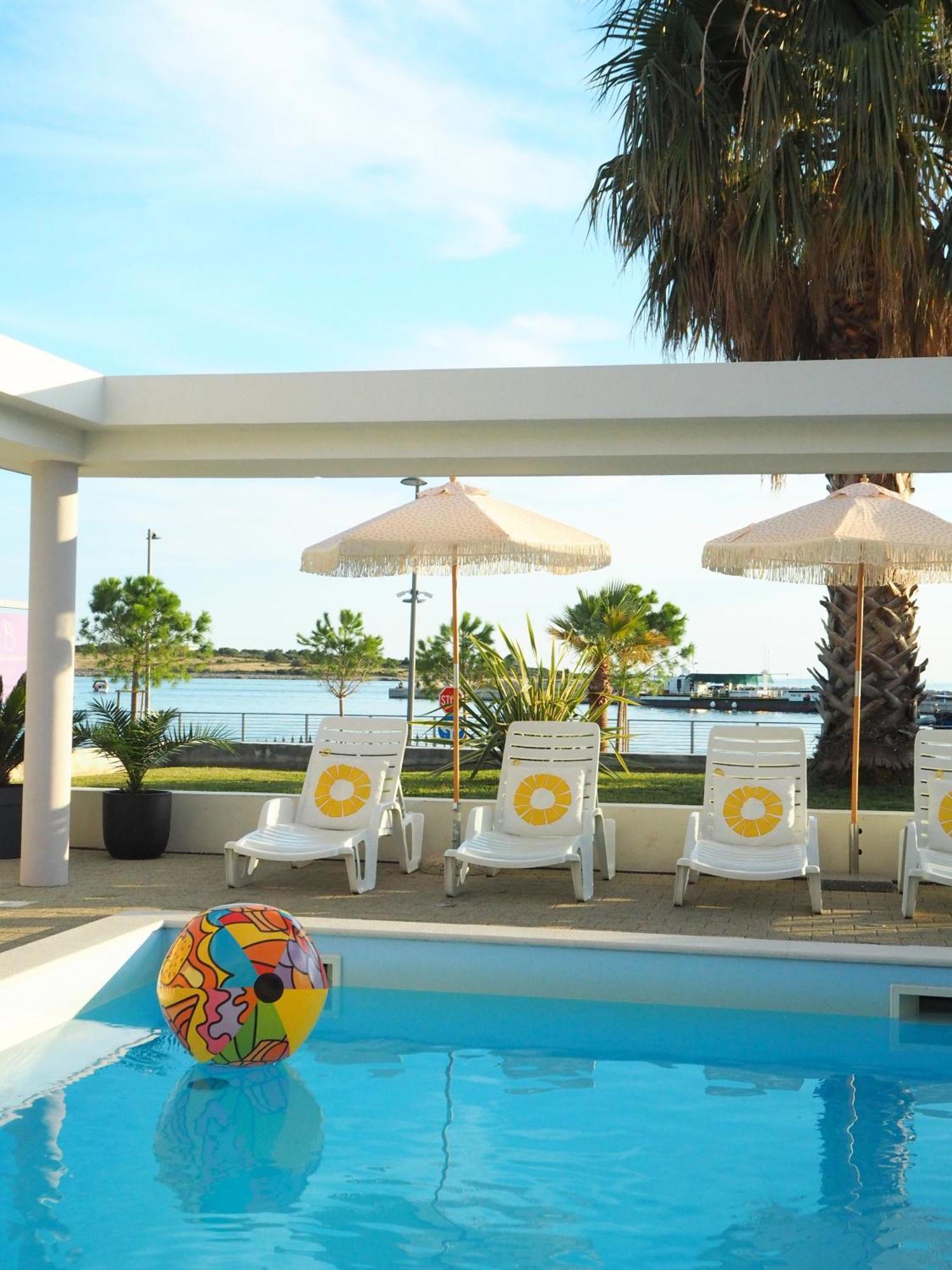 Apartments Bella Sky Novalja Ngoại thất bức ảnh